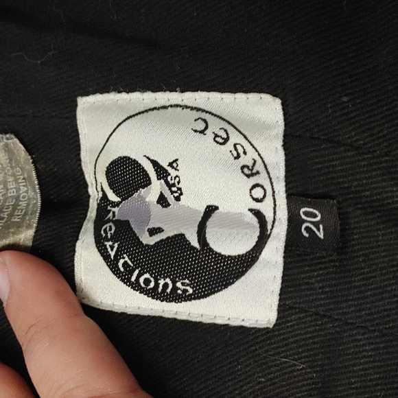 Skull corset - Picture 4 of 4